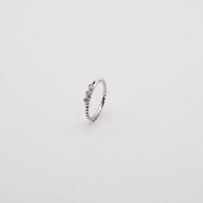 Anillo movimiento oro y diamantes