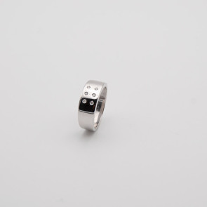 Anillo oro blanco y diamantes