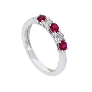 Anillo rubíes y diamantes